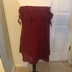 Tobi Maroon Off the Shoulder Dress with Lace Arms